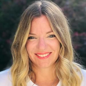 Meet your Posher, Elodie